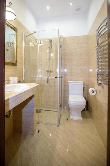 Фото номера Стандартный трехместный номер Отель Hotel Zamek Chałupki г. Chałupki 6